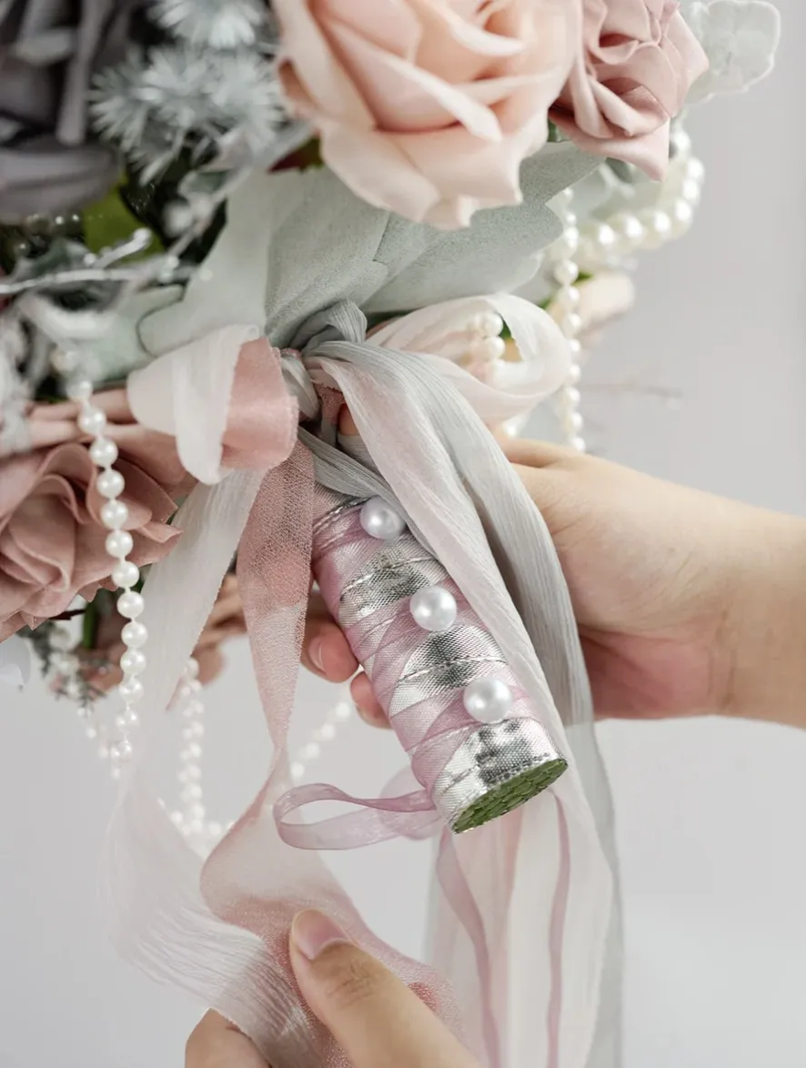Royal Sphere Eregance Bouquet