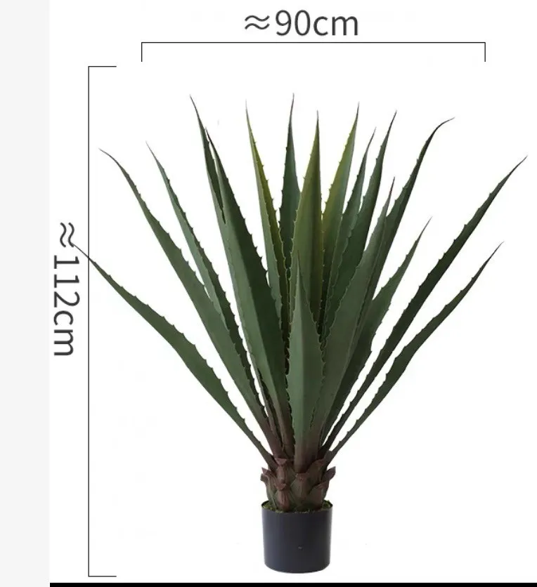人工リュウゼツランの木が鉢植え植物