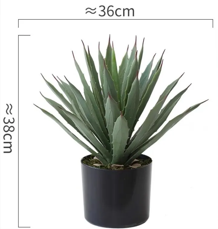 人工リュウゼツランの木が鉢植え植物